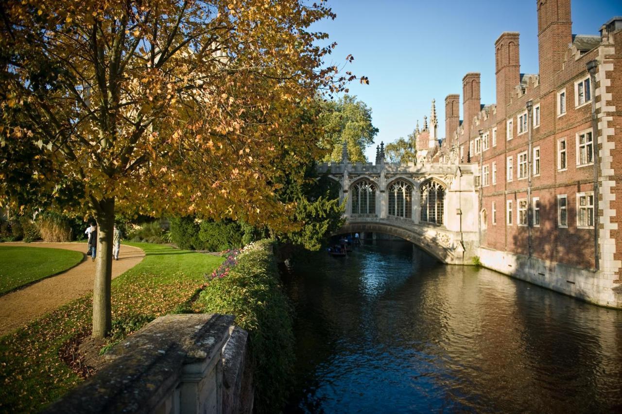 Diamond 2br Apartment-central-parking-walk To City & Train Station Apartment Cambridge (Cambridgeshire)