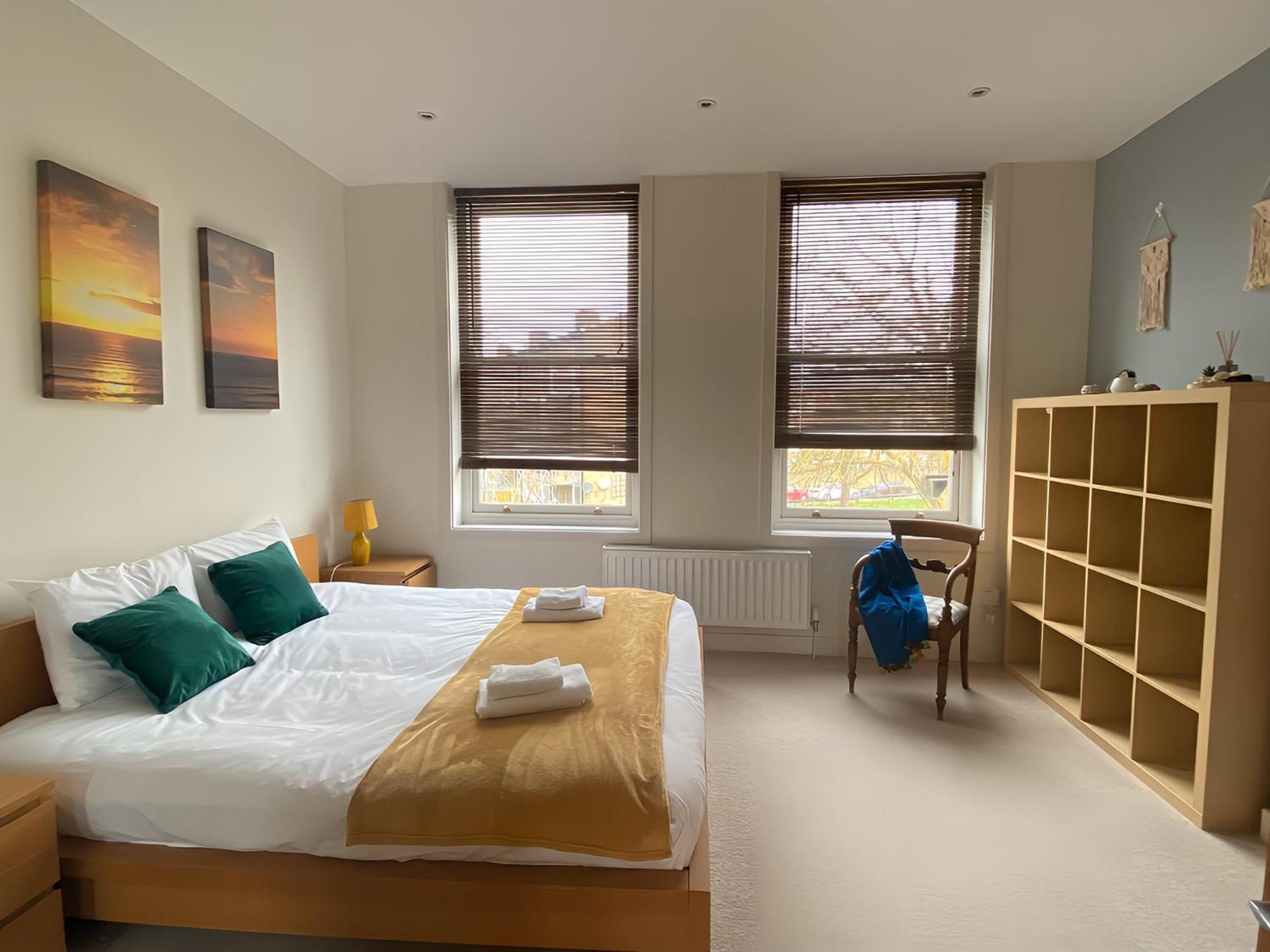 Apartment Diamond 2br Apartment-central-parking-walk To City & Train Station