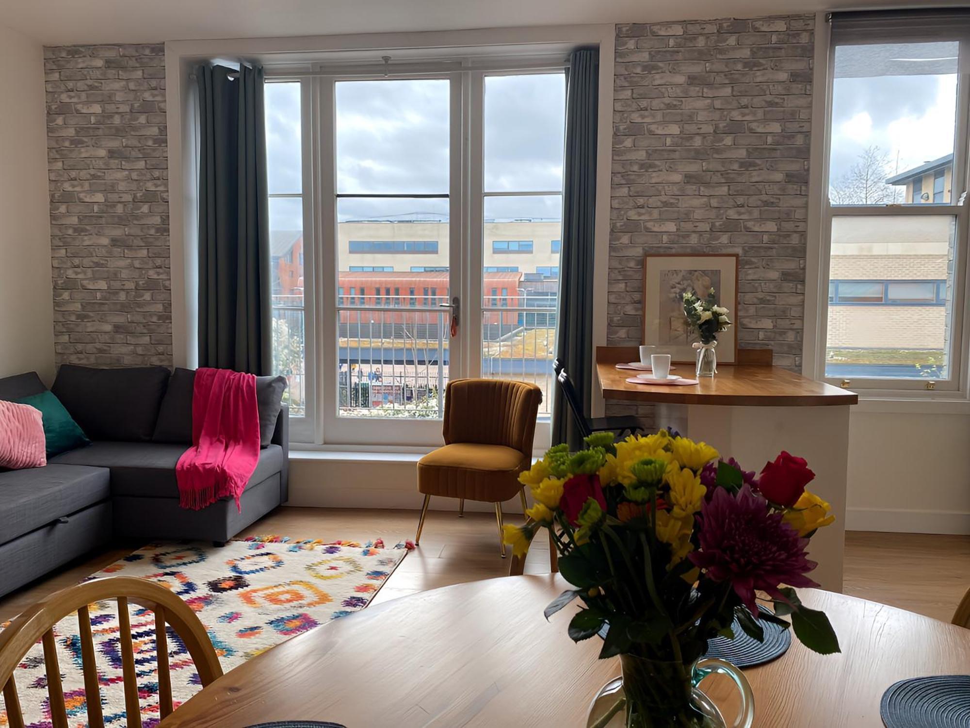 Diamond 2br Apartment-central-parking-walk To City & Train Station Apartamento Cambridge